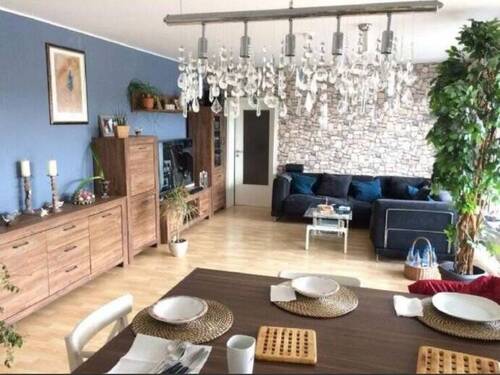 Wohn-Essbereich - 7 Zimmer Mehrfamilienhaus, Wohnhaus zum Kaufen in Weilmünster