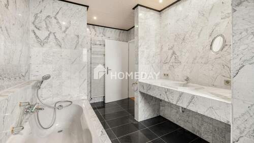 W1 EG Badezimmer 2 - 