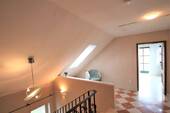 Flur OG / Empore - 