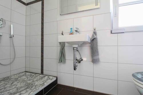 Gäste-Bad_Polsumer Str.225B EG - 