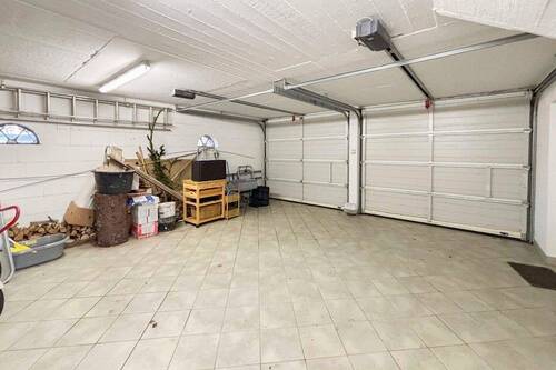 große Doppelgarage - 