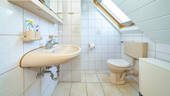 Haus 1 - WC im DG. - 