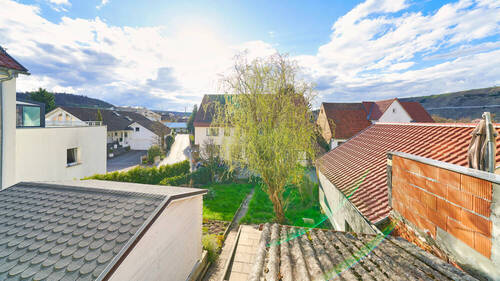 Ausblick in Garten ... - 