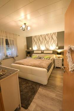 Schlafzimmer (Neubau) - 