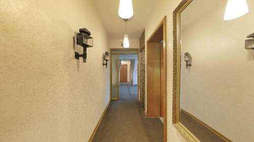 Eingangsbereich - Etagenwohnung mit 86,00 m&sup2; in Krefeld zum Kaufen