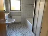Badezimmer Badewanne / Dusche - 