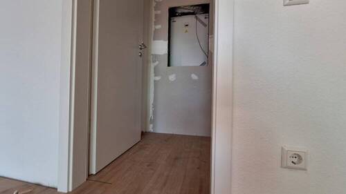 Praktisches Extra - separate Vorratskammer direkt neben dem Küchenbereich - Etagenwohnung mit 61,90 m&sup2; in Vaihingen an der Enz zur Miete