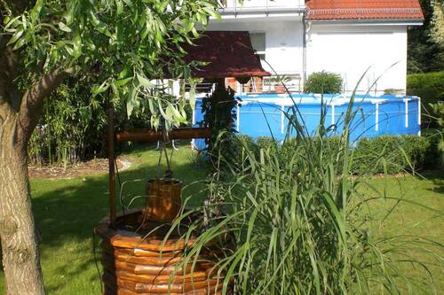 Garten mit Pool - 