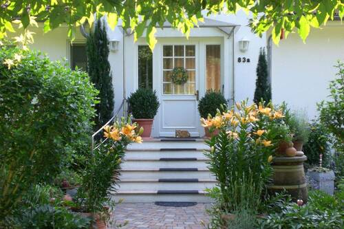 Haus Eingang - 6 Zimmer Einfamilienhaus in Berlin