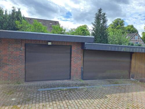 Garage & Carport - 