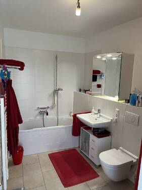 Bad - Etagenwohnung mit 104,00 m² in München zum Kaufen