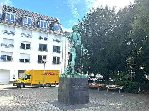 Schillerfigur - 
