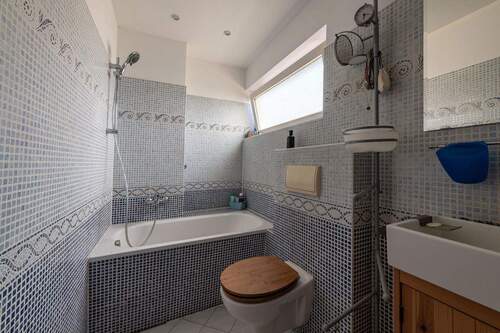 Wannenbad Obergeschoss - 