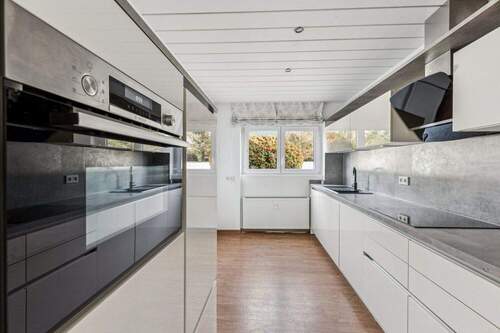 Küchenbereich, Küche kann übernommen werden - 4 Zimmer Etagenwohnung in Saarlouis