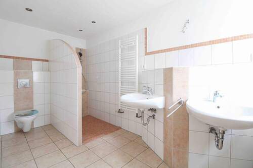 1 - Badezimmer - 