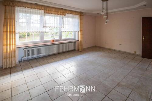 EG-Wohn- und Esszimmer-01 - 