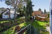 Gartenblick aus der Wohnung - 