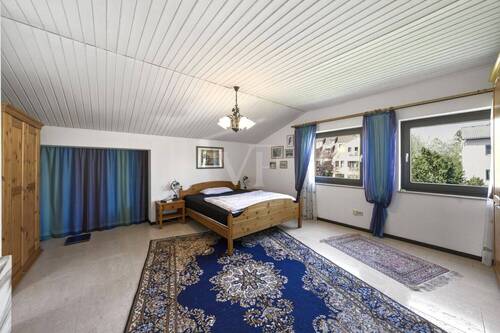 Zimmer 2 Obergeschoss - Mehrfamilienhaus, Wohnhaus mit 355,00 m&sup2; in Berlin zum Kaufen