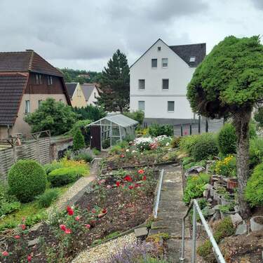 Garten - Mehrfamilienhaus, Wohnhaus mit 210,00 m² in Reinsdorf zum Kaufen