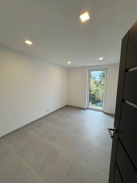 EG_Schlafen 1 - 4 Zimmer Mehrfamilienhaus, Wohnhaus in Frankenberg (Eder)