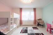 kinder-002.jpg - 