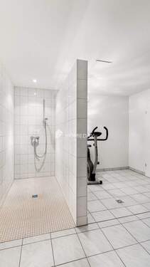 KG Badezimmer 2 - 
