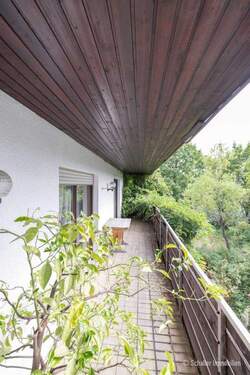 Großer Südwest-Balkon - 8 Zimmer Mehrfamilienhaus, Wohnhaus in Nürnberg