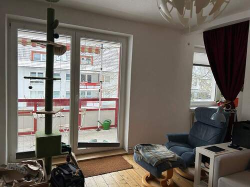 Wohnzimmer + Separat - 3 Zimmer Etagenwohnung zur Miete in Lübeck