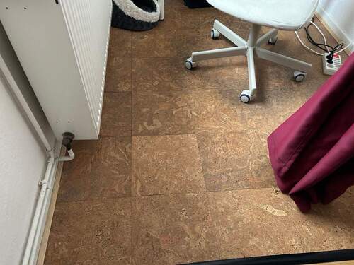 Belag mieterseits - 3 Zimmer Etagenwohnung in Lübeck