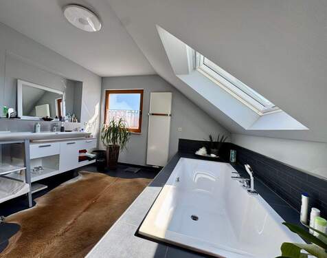 Badezimmer im Obergeschoss - 