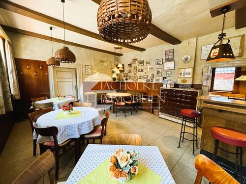 210.Haus.Innen.Gaststätte - 