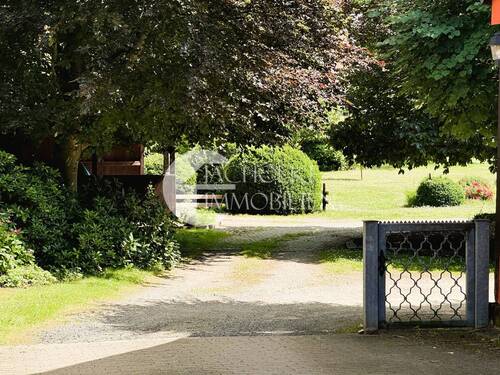 210.Grundstück.Einfahrt - 