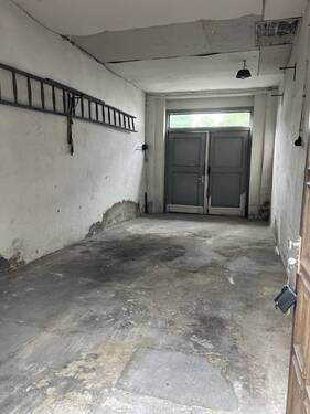 Garage - 