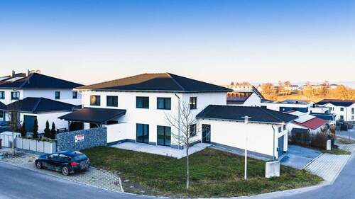 1 - 4 Zimmer Doppelhaushälfte zum Kaufen in Oberschneiding