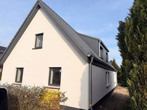 Ansicht vorne - 6 Zimmer Einfamilienhaus in Glinde