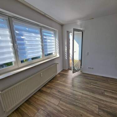 vom Wohnzimmer zur Loggia - 