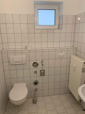 Bild 4 - Etagenwohnung mit 78,00 m² in Güstrow zur Miete