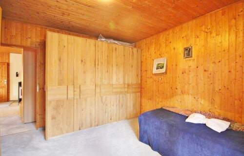 weiteres Zimmer/Schlafzimmer (EG) - 