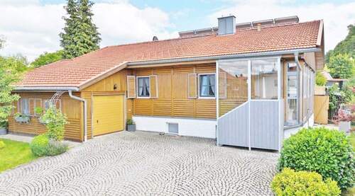 Hausansicht - 5 Zimmer Einfamilienhaus zum Kaufen in Hinterschmiding / Herzogsreut