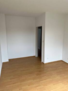 Zimmer 4 - 