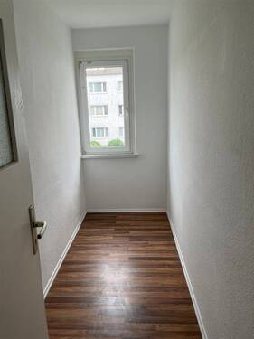 Zimmer 2 - 