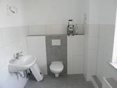 Bad 1 - 4 Zimmer Etagenwohnung in Naundorf