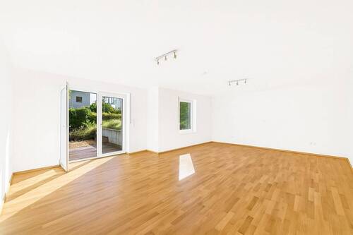 Zimmer mit Terrassenzugang UG - 