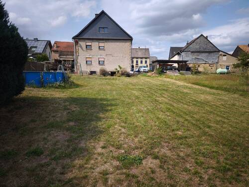 Rückseite mit Pool - 