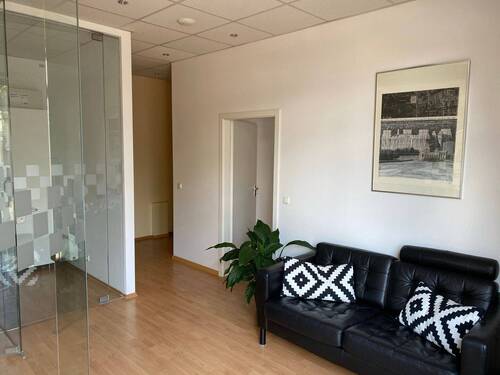 Flur - Büro mit 15,00 m&sup2; in Berlin zur Miete