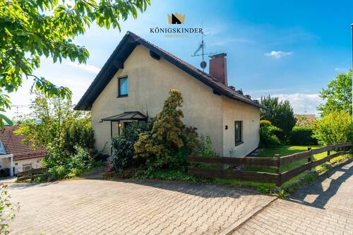 Außenansicht - Familientraum in Ebersbach an der Fils - Einfamilienhaus mit großem Potenzial und schönem Garten