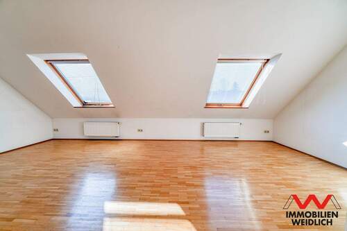 Studio im Dachgeschoss - 