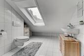 WC im Dachgeschoss - 