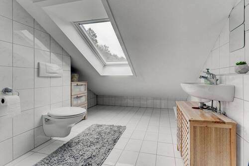 WC im Dachgeschoss - 