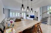 Heller Wohnbereich mit Zugang zum Garten - 6 Zimmer Reihenendhaus in Lörrach
